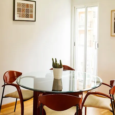 Atico Duplex Con Terraza En El Corazon De Ruzafa Apartmán